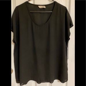 Everleigh Semi-Sheer Black Scoop Neck Polyester Blouse Cap Sleeves Size Large